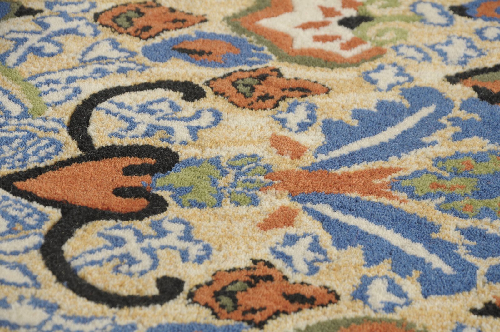 buy rugs online, buy carpets online, multicolor floral rugs, floral rugs, living room rugs, bedroom rugs, area rugs, littlelooms rugs, hand tufted rugs