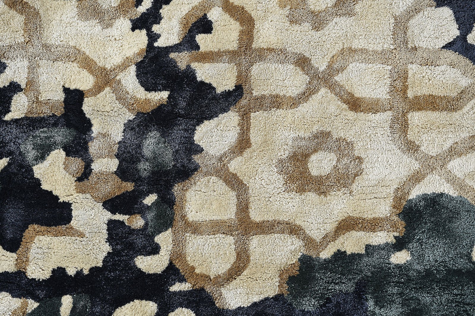 Lattice Rug (BLUE) - Image 4