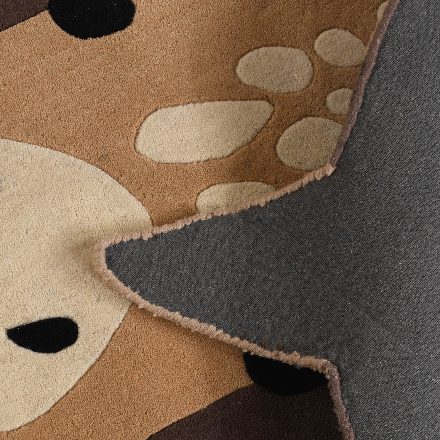 Giraffe shaped rug - Image 4