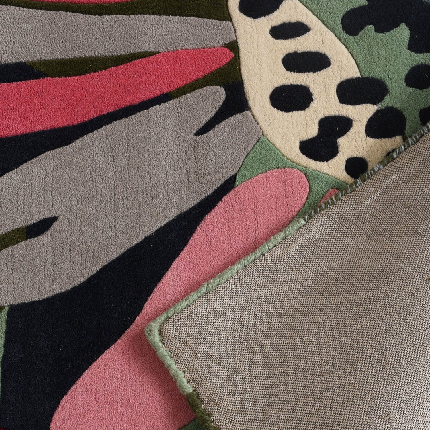 Lily viola rug - Image 4