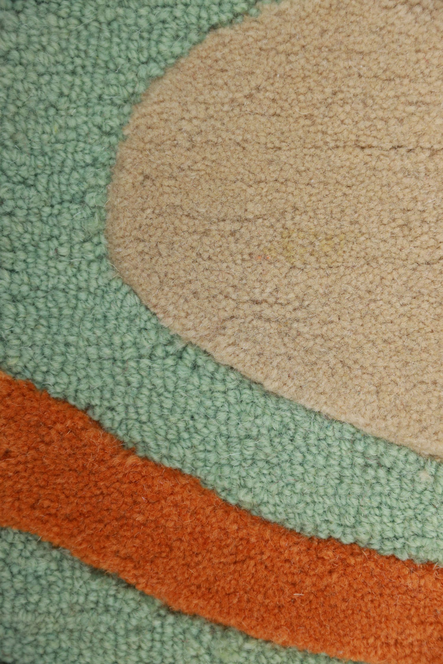 Organic wiggle playful rug - Image 3