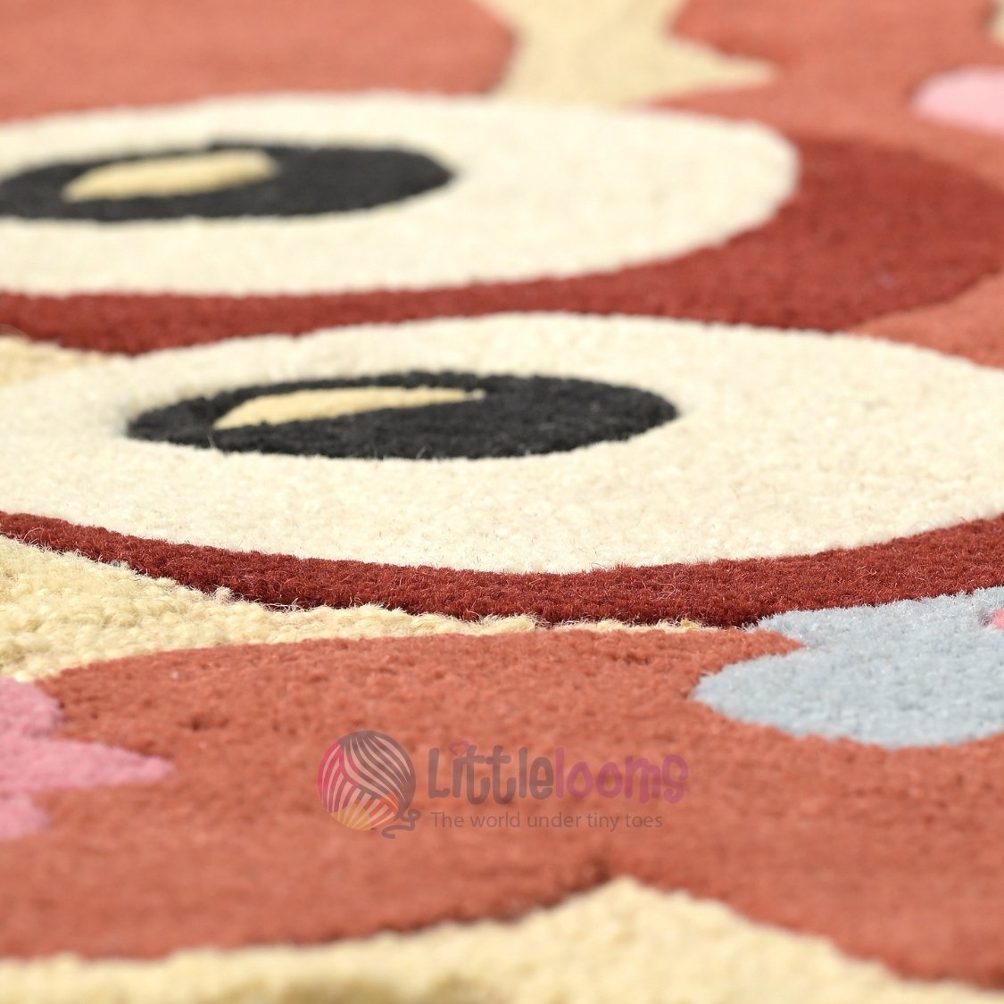 The Red Crab Rug - Image 3